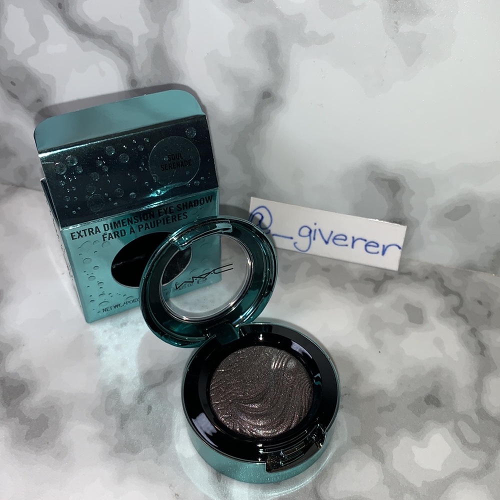 SOUL SERENADE Alluring Aquatic Extra Dimension Eyeshadow Collection MAC